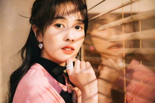 吃瓜爆料少女是谁,吃瓜爆料少女的真实身份大揭秘！